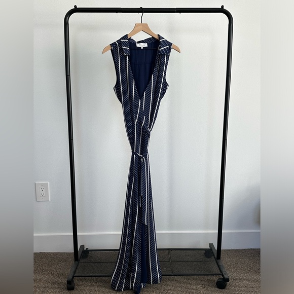 L’Academia The Wrap Dress in Navy Dot Stripe - Picture 2 of 4